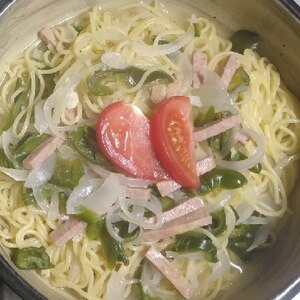 水漬けパスタで簡単にコンソメスープパスタ